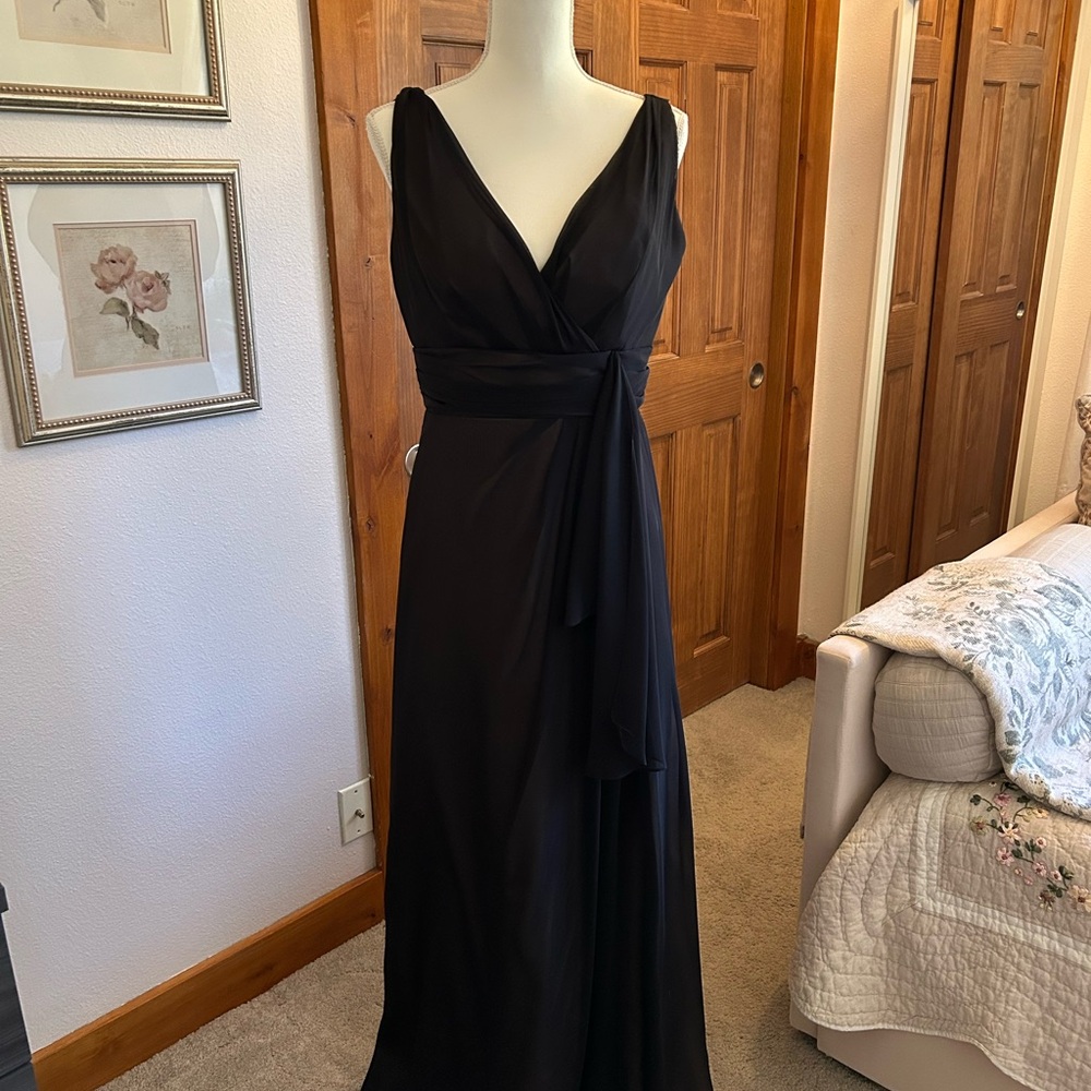 Elegant Black Evening Gown